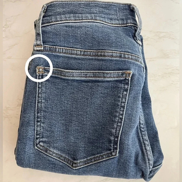 Madewell | High Rise Skinny Jeans Stretch Magic Pockets Denim - Picture 8 of 11